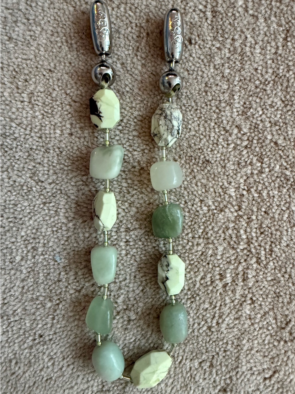 Ossa Short Phone Chain in Sage and Cream